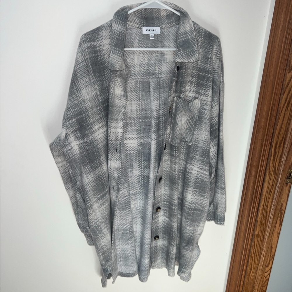 Gilli Gray Plaid Button Down Shacket Soft Cozy Oversized Medium